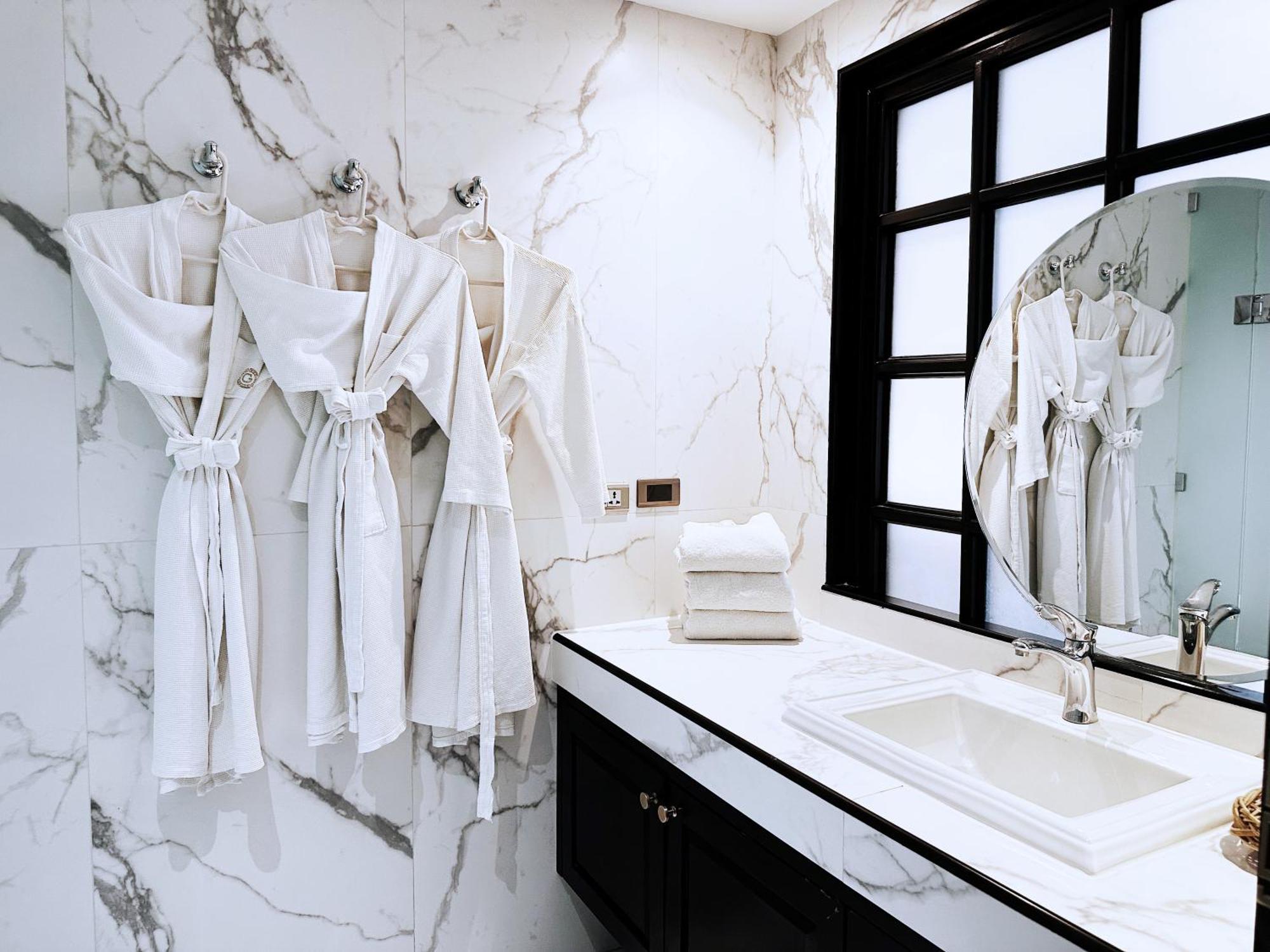 Glory Boutique Suites 清迈古城荣耀精品酒店 Chiang Mai Exterior photo